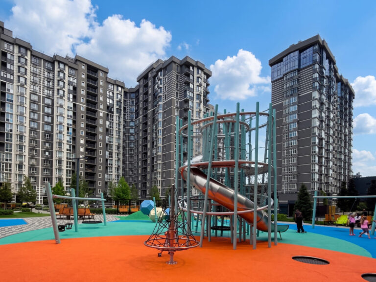 665 м² для активного дитинства: у ЖК «Гранд Бурже» відкрили масштабний дитячо-спортивний простір